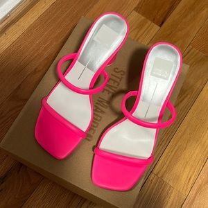 Dolce Vita NOLES CITY SANDAL in Hot Pink NEON Strappy Sandal Mules